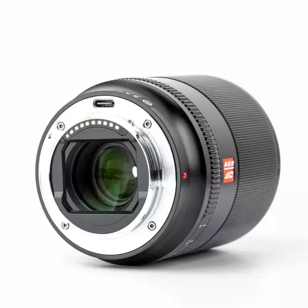 Объектив Viltrox 28 мм F1.8 для Sony E [Full Frame]