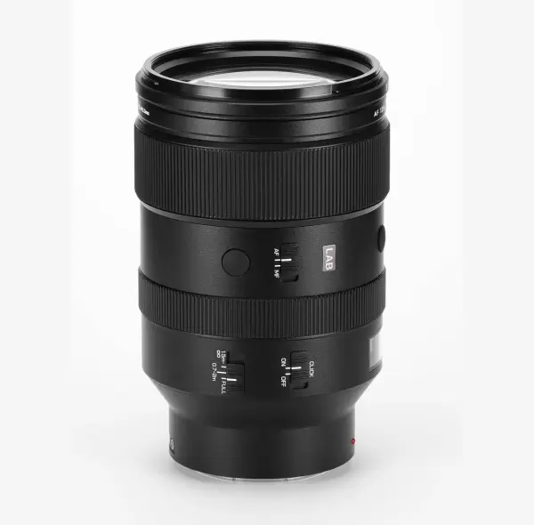 Объектив Viltrox AF 135 мм F1.8 LAB Full Frame для Nikon Z вид сбоку